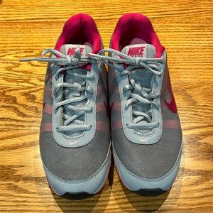 NIKE • Total Core TR Training Running Shoes • Pink and Grey• Size 10